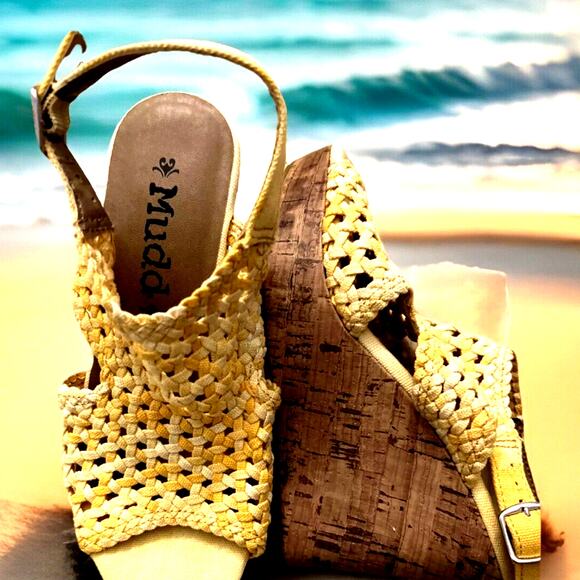 VTG y2k 90s Mudd yellow Crocheted Cork Platform Wedge Sandals Size 7 - Picture 1 of 3